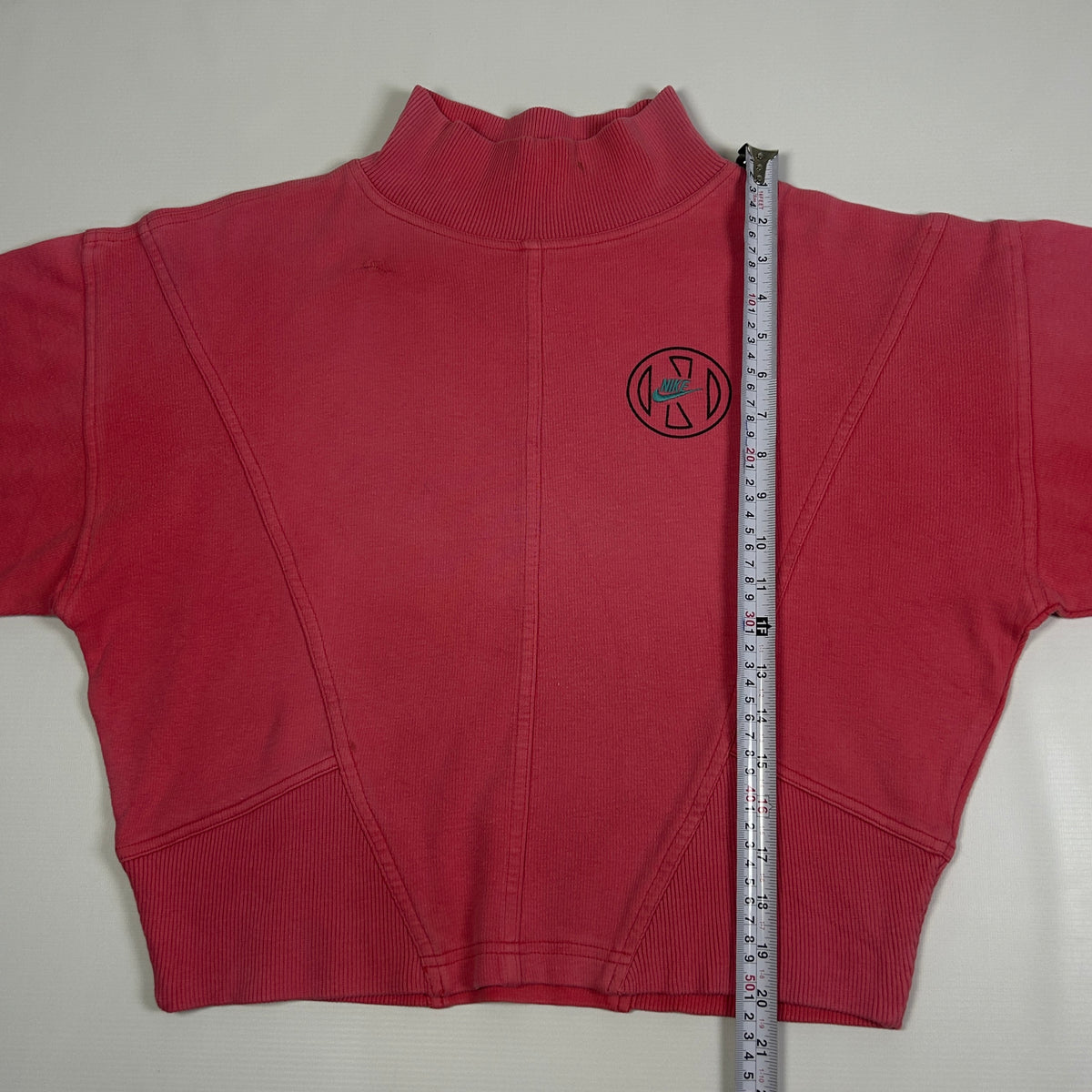 XS - Vintage 1980's Nike Women's Sweatshirt