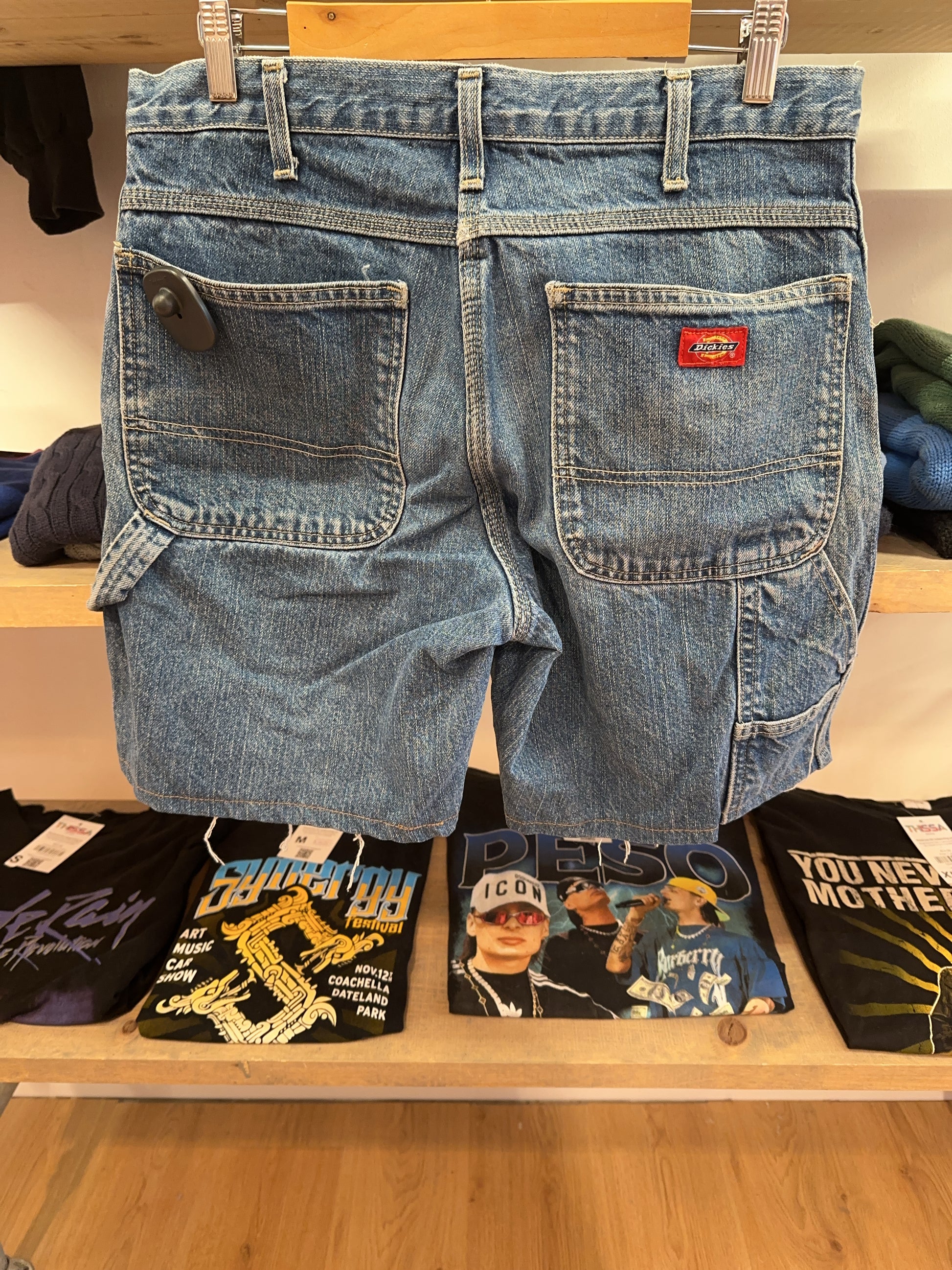 32 - Dickies Shorts