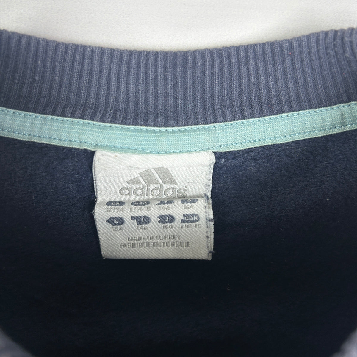 S - Vintage 2000's Adidas Sweatshirt