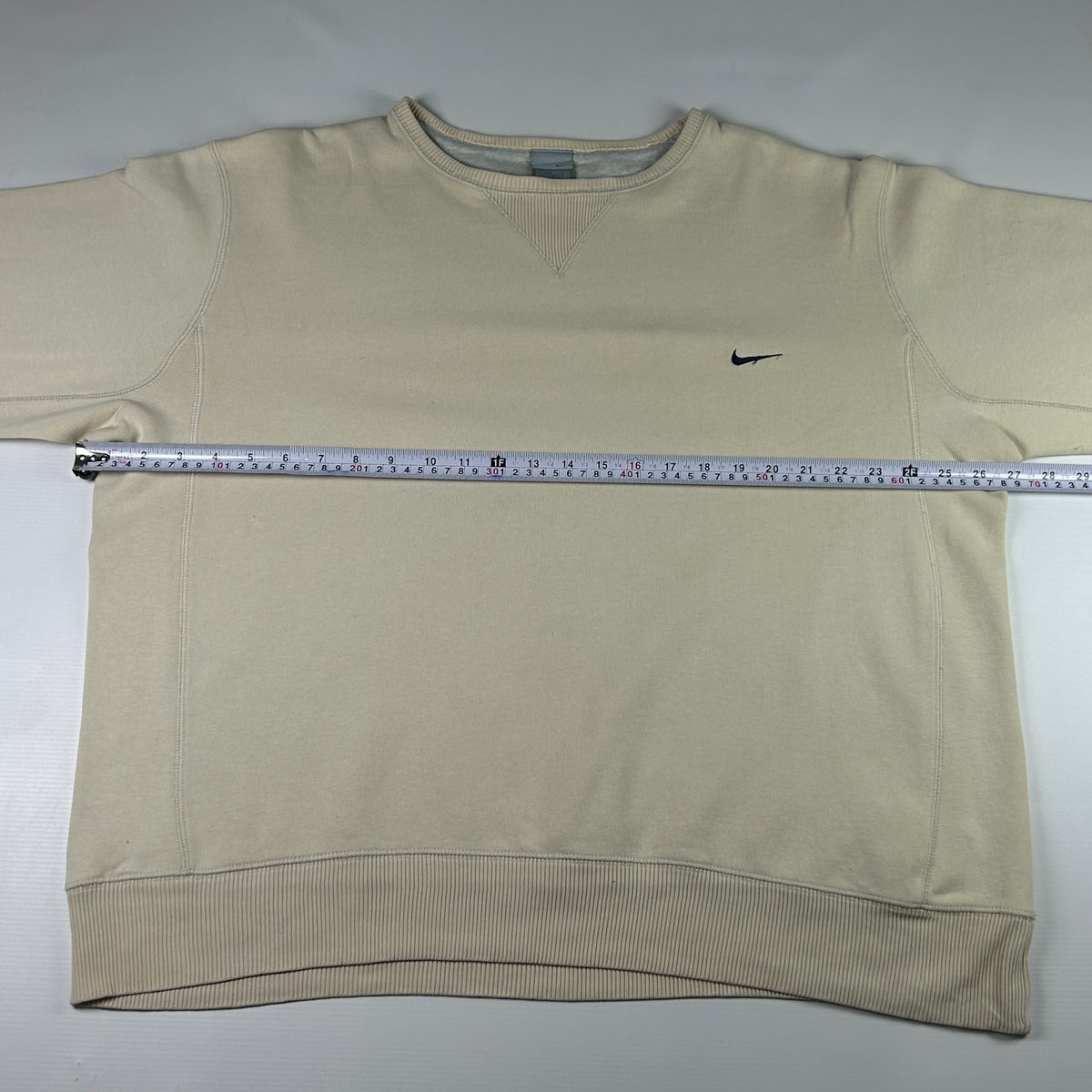 L - Vintage 2000's Nike Sweatshirt