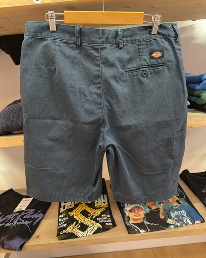 34 - Dickies Shorts