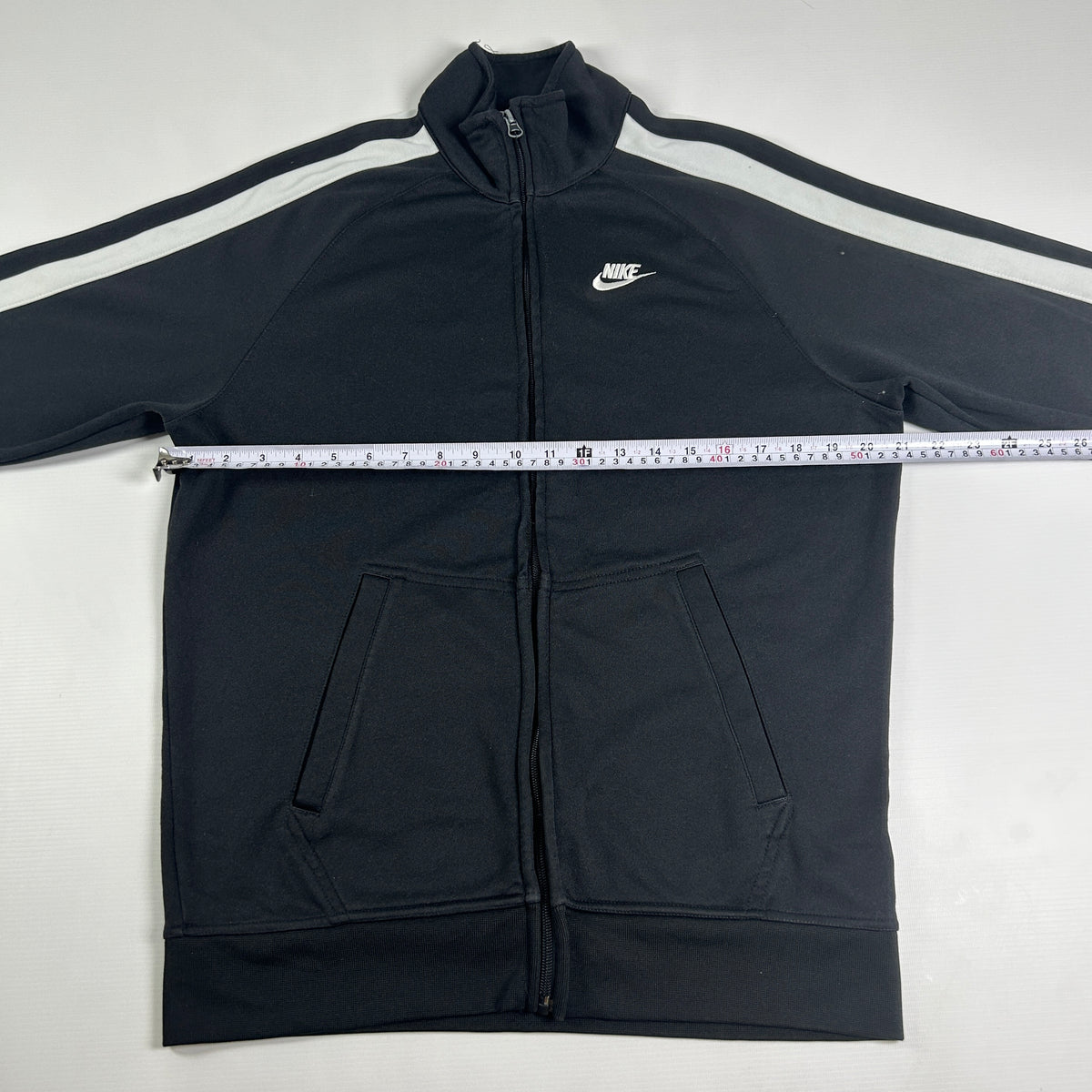 M - Nike Full-zip