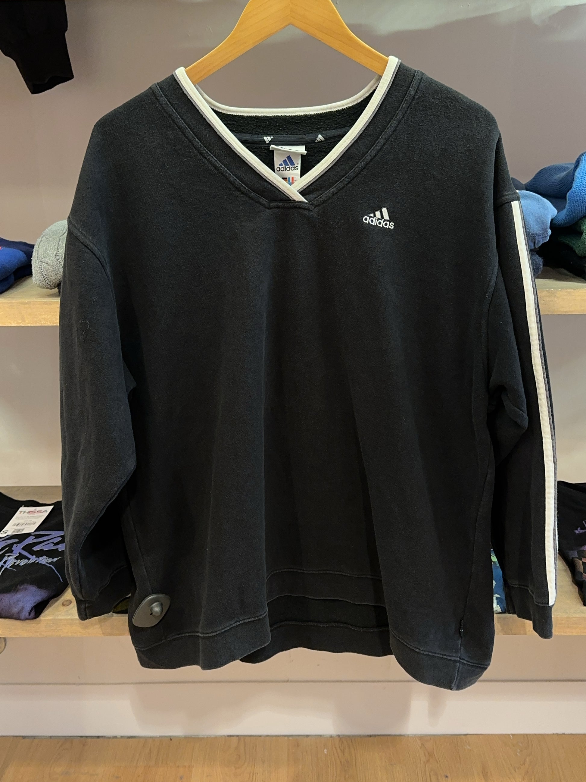 L - Vintage 2000's Adidas Sweatshirt