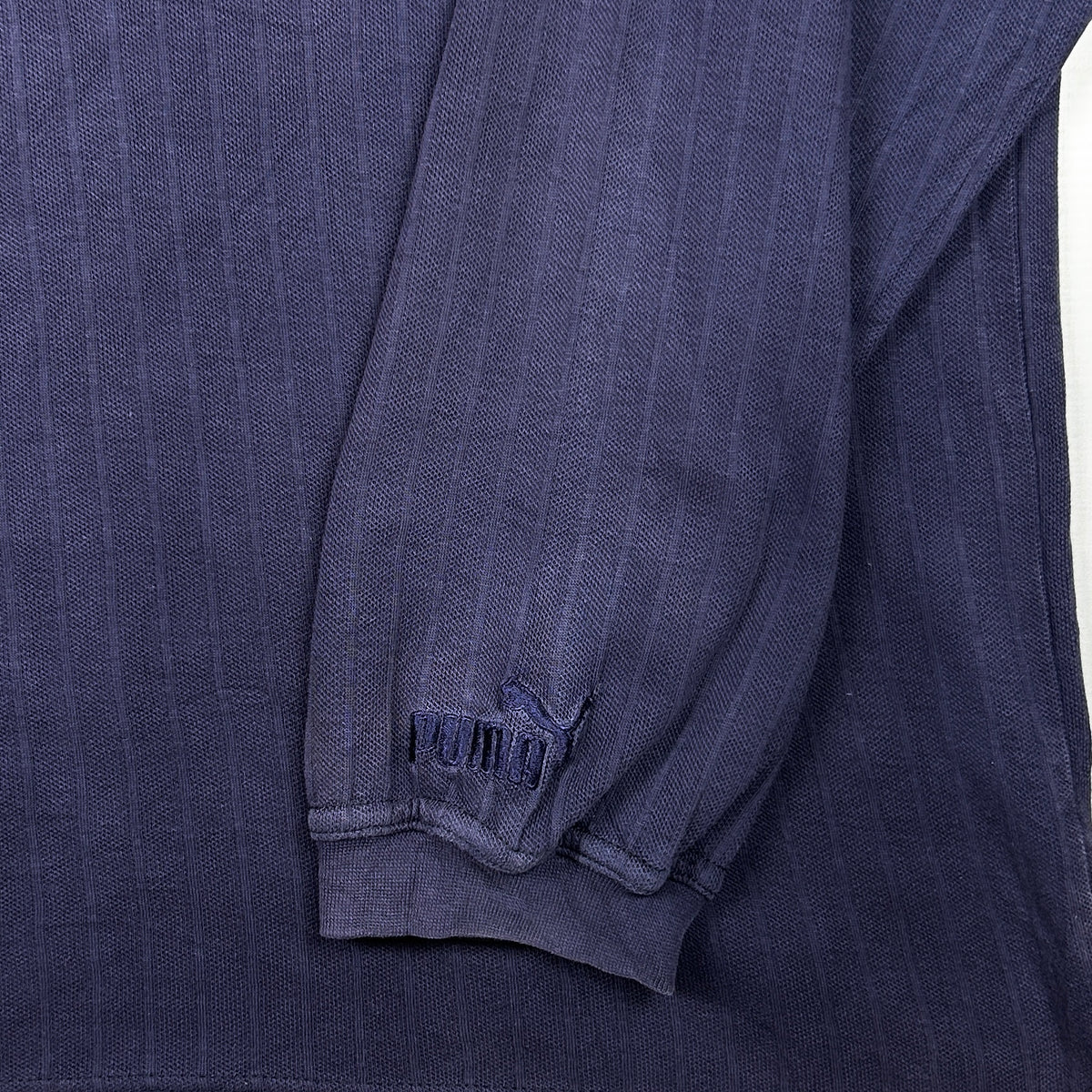 L - 1990's Puma Navy Long Essentials Elevated Relaxed Material Sleeve V-Neck Shirt