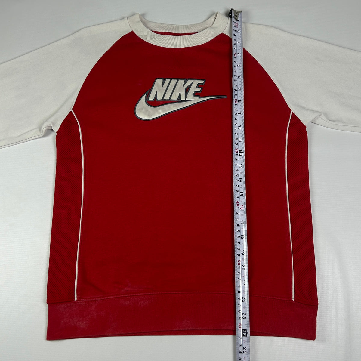 XS - Vintage 2000's Nike Sweatshirt
