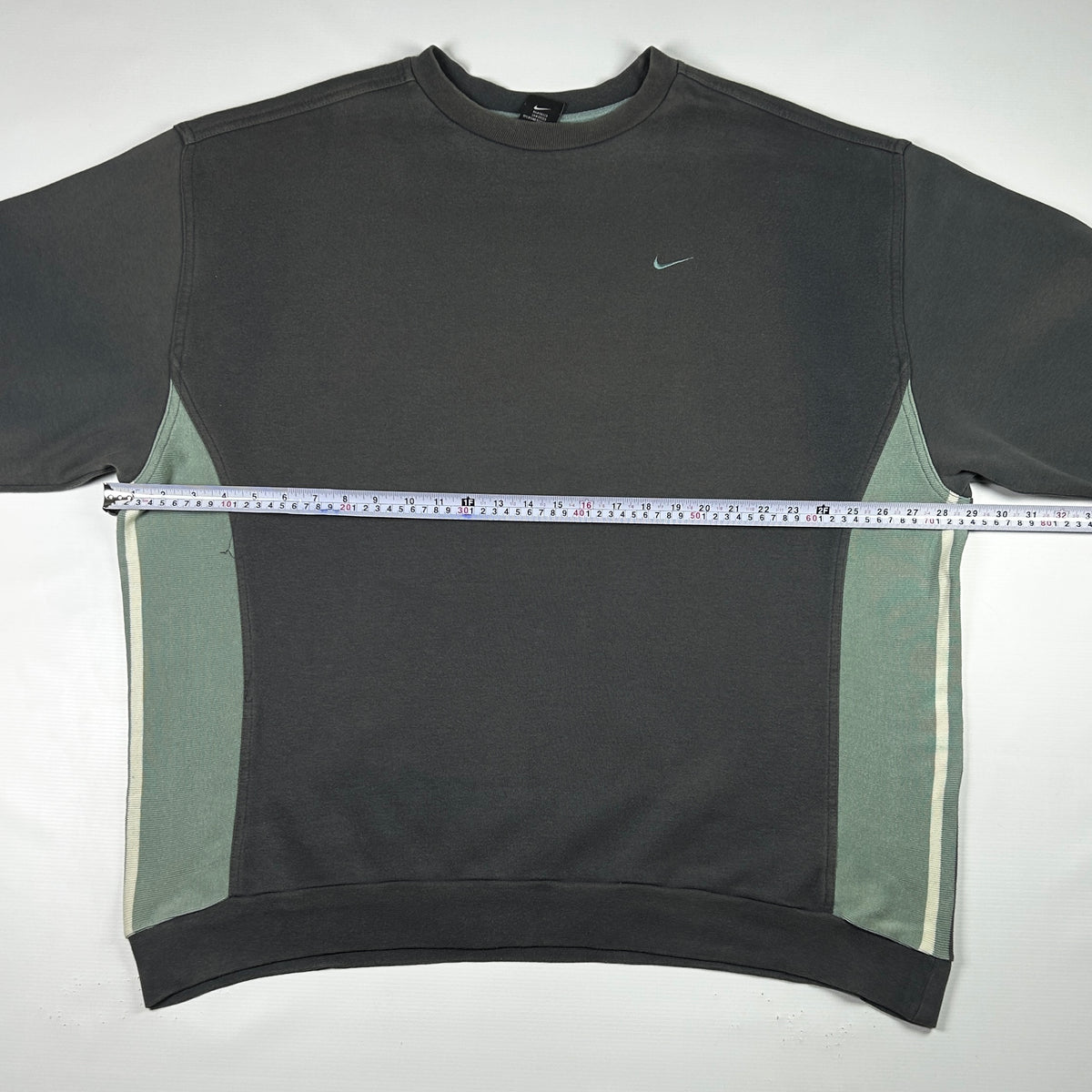 XXL - 2000's Nike Dri-FIT Crewneck Sweatshirt