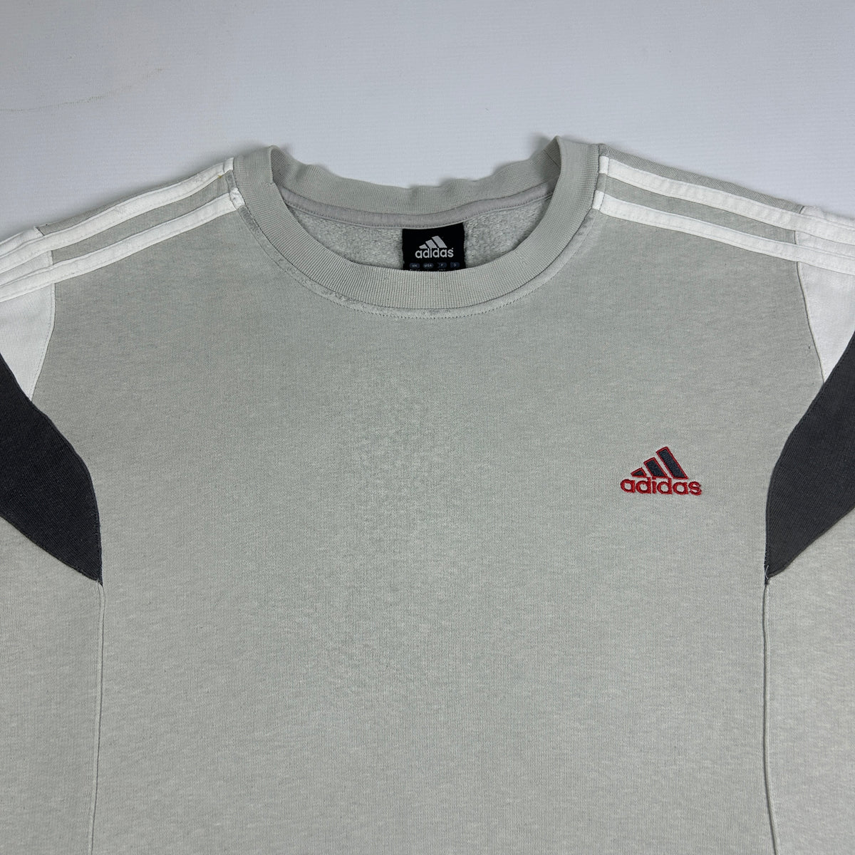 XL - Vintage 2000's Adidas Sweatshirt