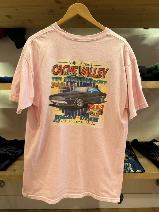 L - Vintage 2008 Cache Valley Cruise-In Logan Utah Pink Graphic T-Shirt