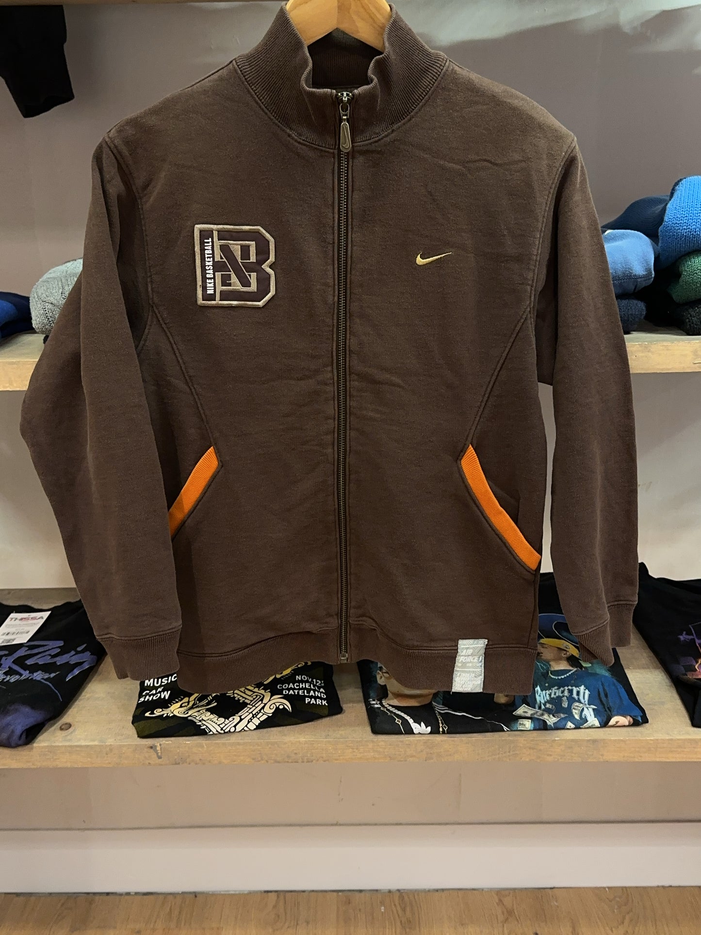 XS - Vintage 2000's Nike Sweatshirt