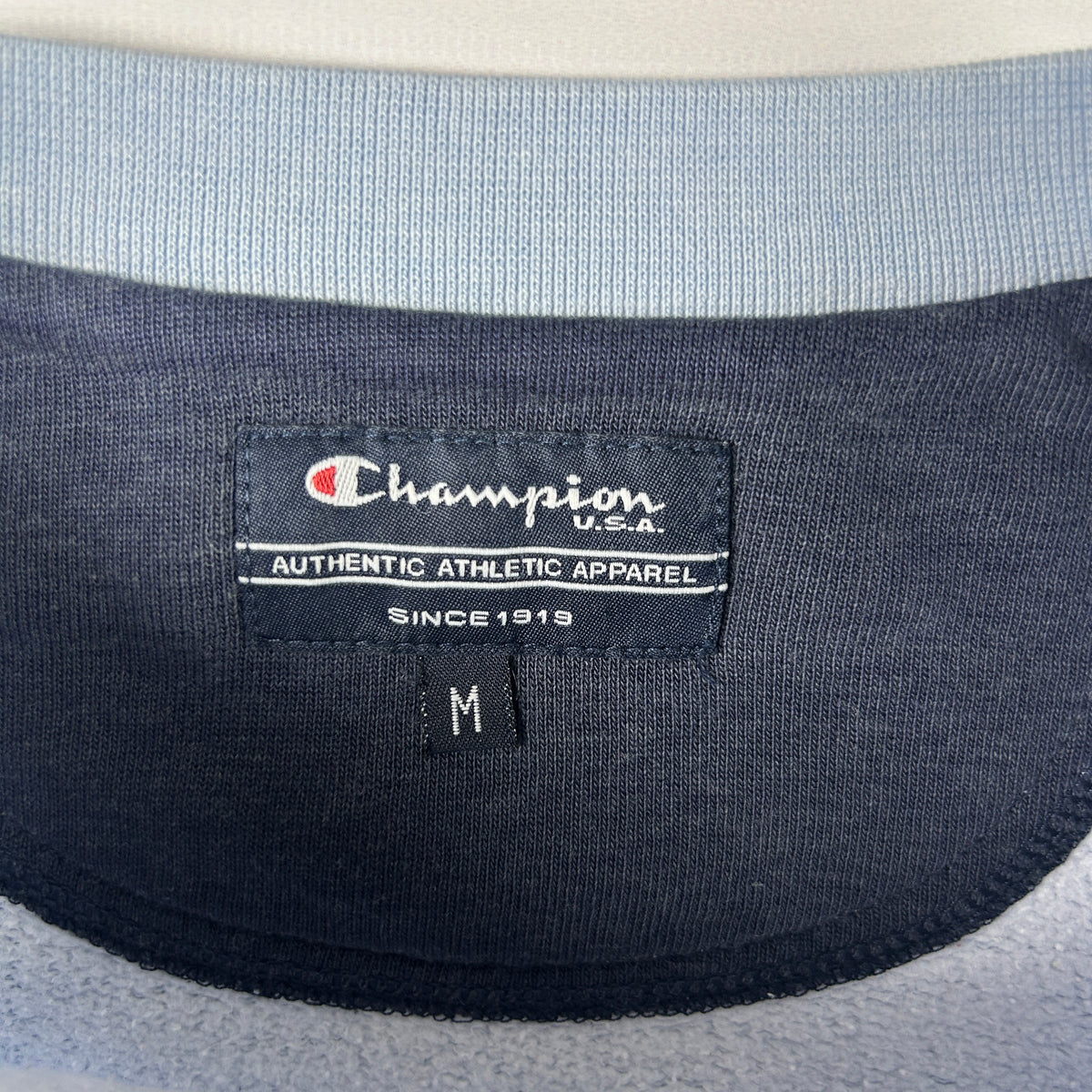 M - Vintage 2000's Champion Sweatshirt