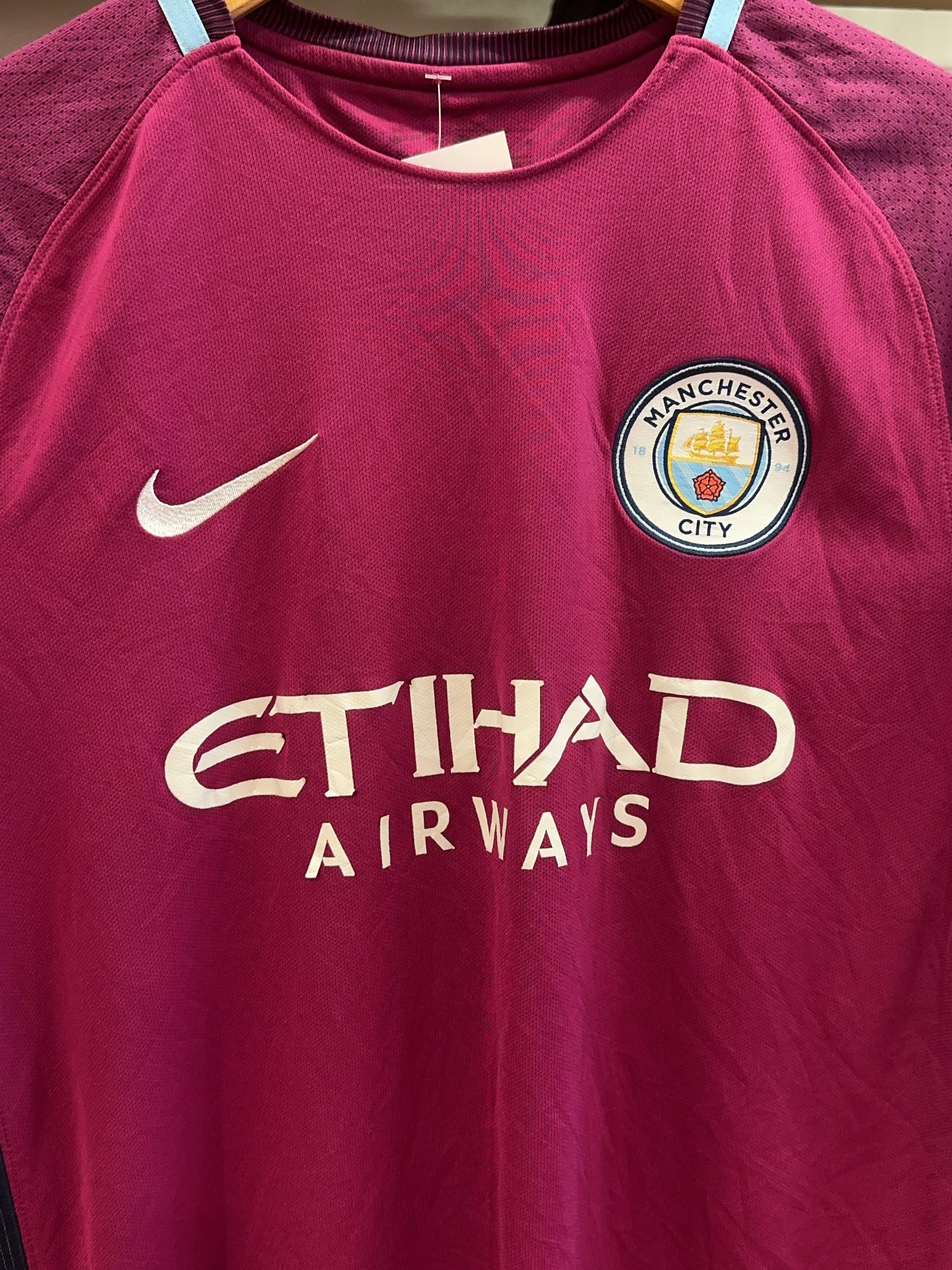 Nike Manchester City 2017/18 Away Football Shirt