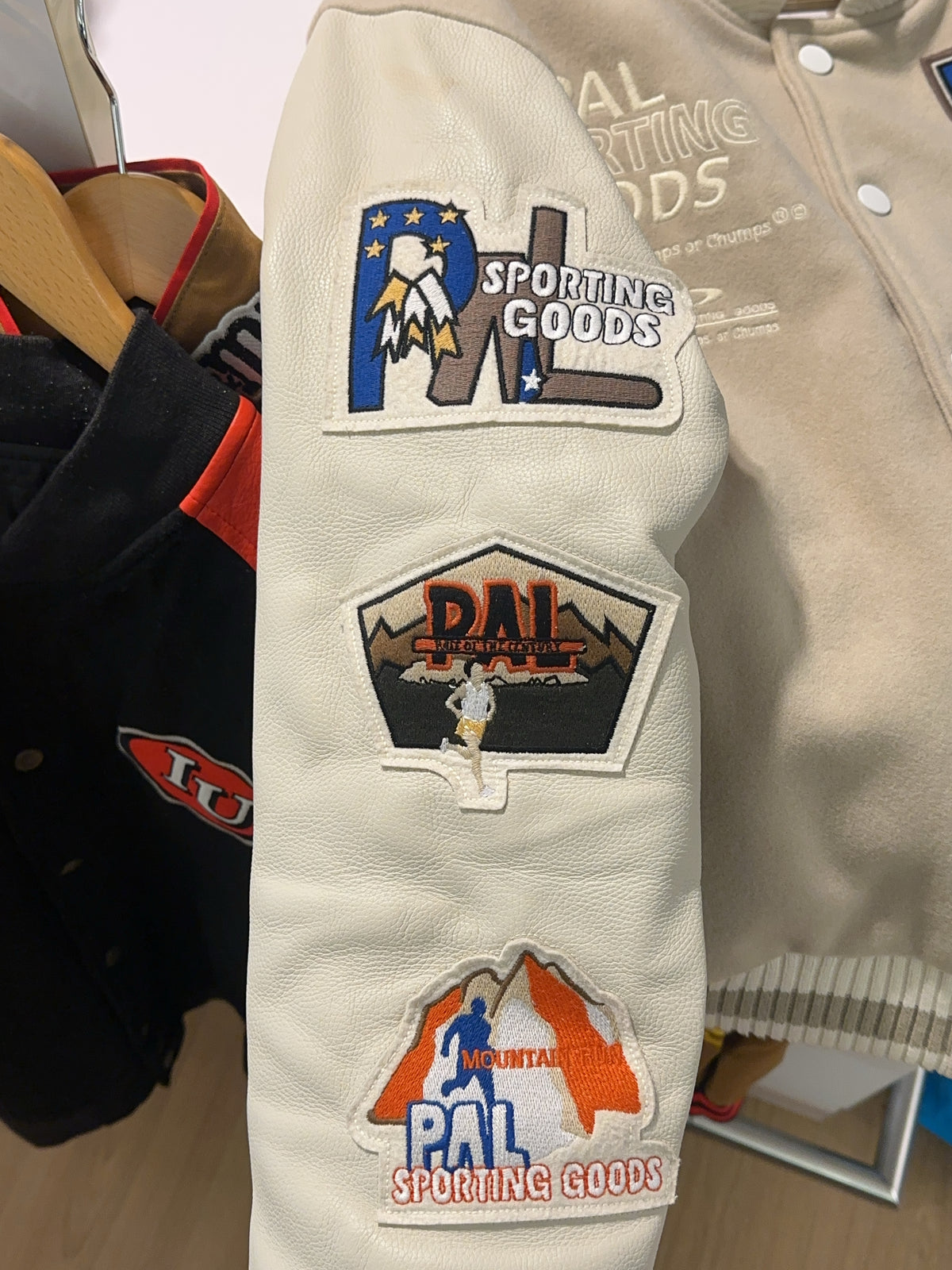 M - Pal Sporting Goods Jacket