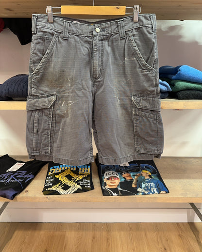 32 - Carhartt Shorts