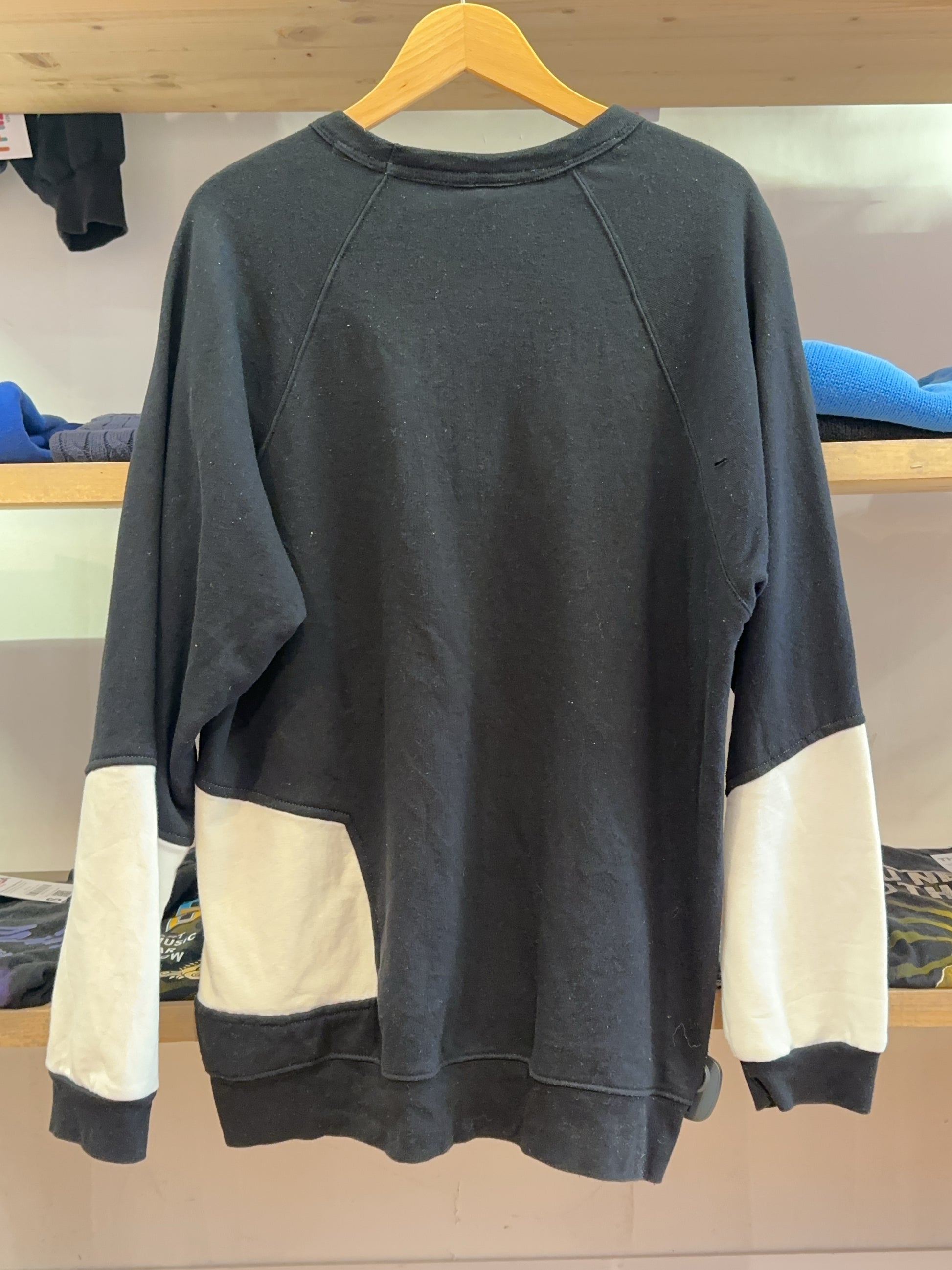 XL - 2000's Nike Reworked Reworked Sweatshirt