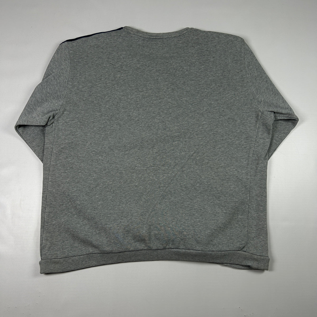 L - Vintage 2000's Nike Sweatshirt
