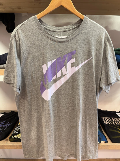 M - Nike T-shirt