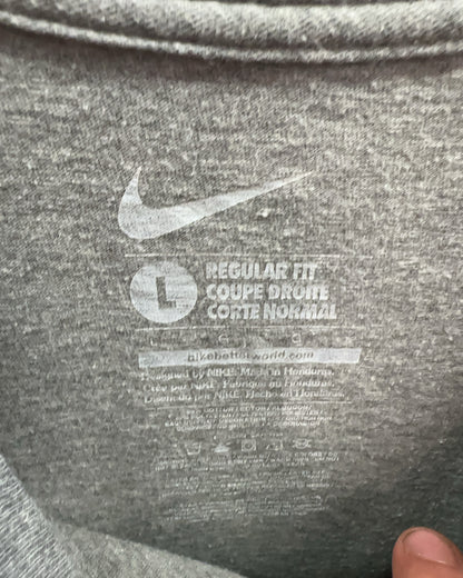 L - Nike No Hustle No Progress Graphic T-Shirt