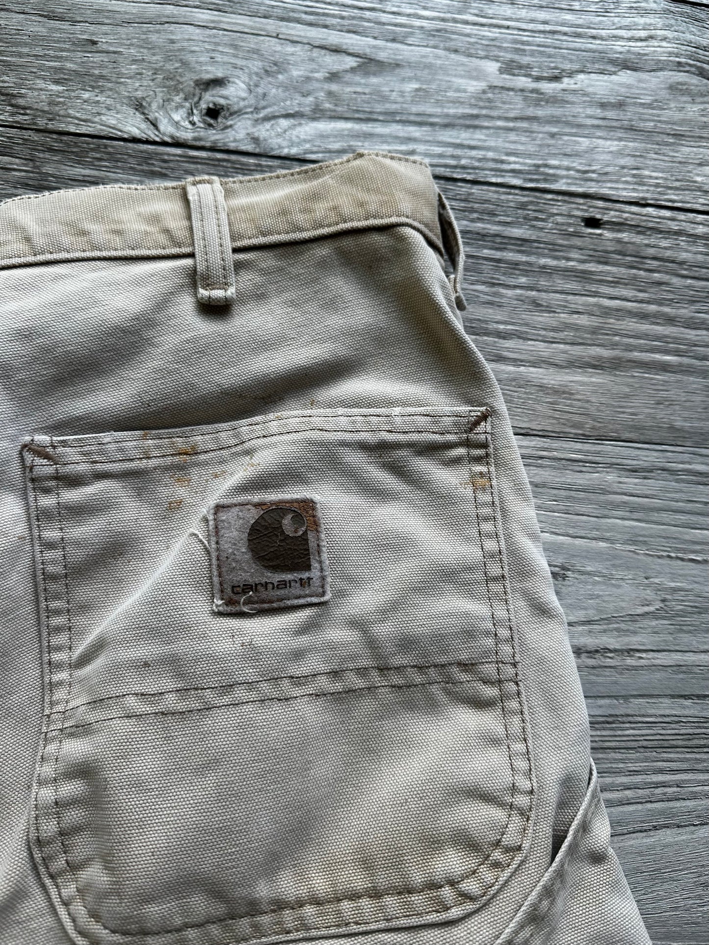 32 - 1990s Carhartt Shorts