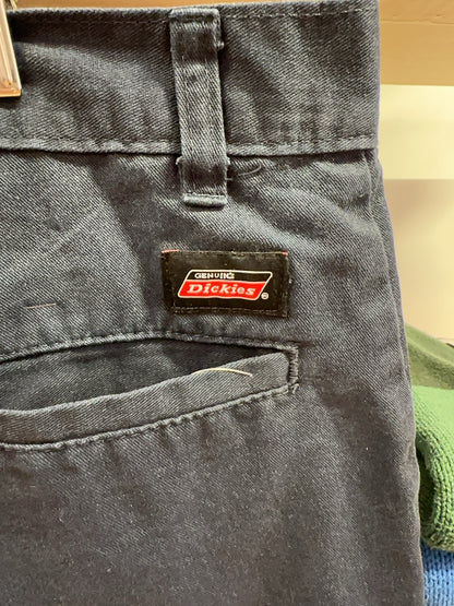44 - Dickies Shorts