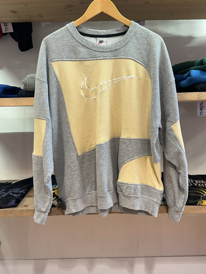 M - Vintage Nike Reworked Sweatshirt