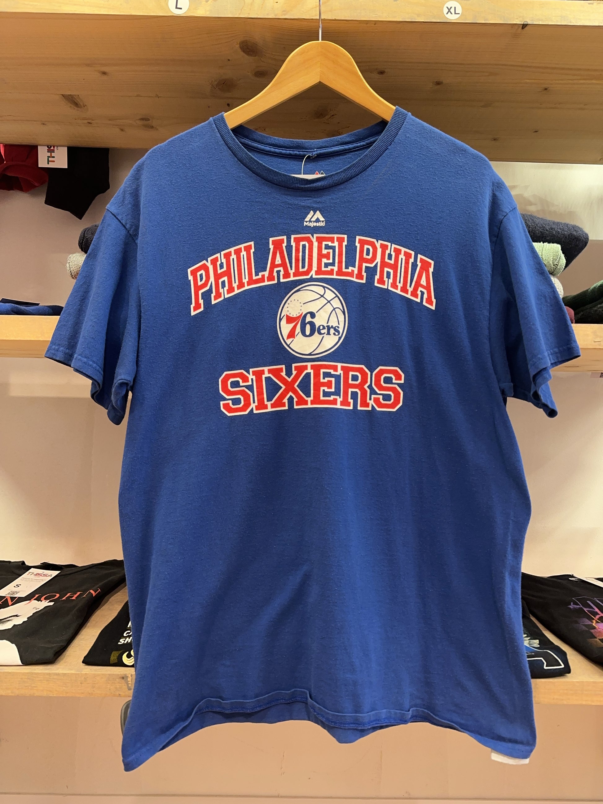 Majestic Philadelphia 76ers Blue Graphic T-Shirt