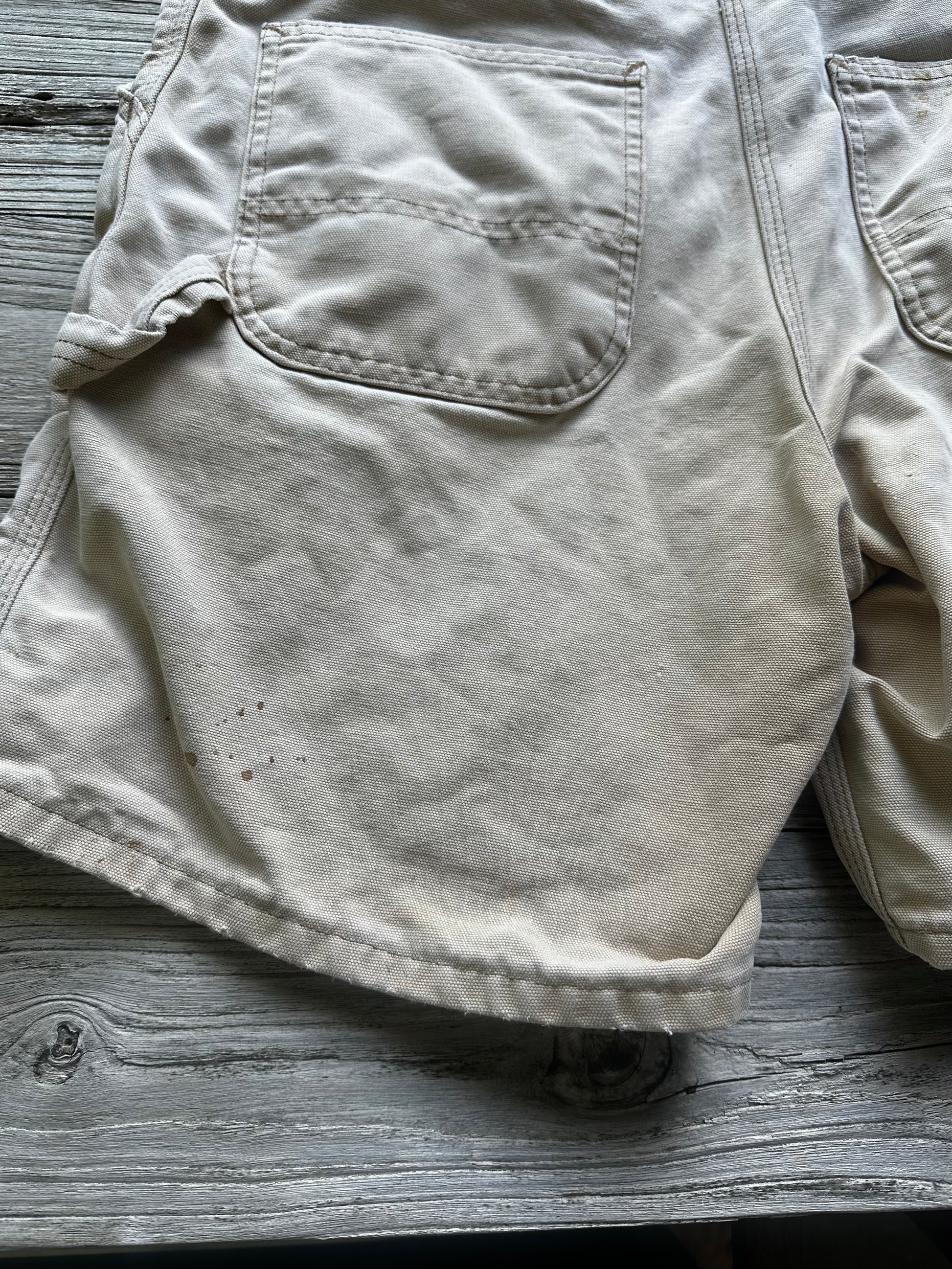 32 - 1990s Carhartt Shorts