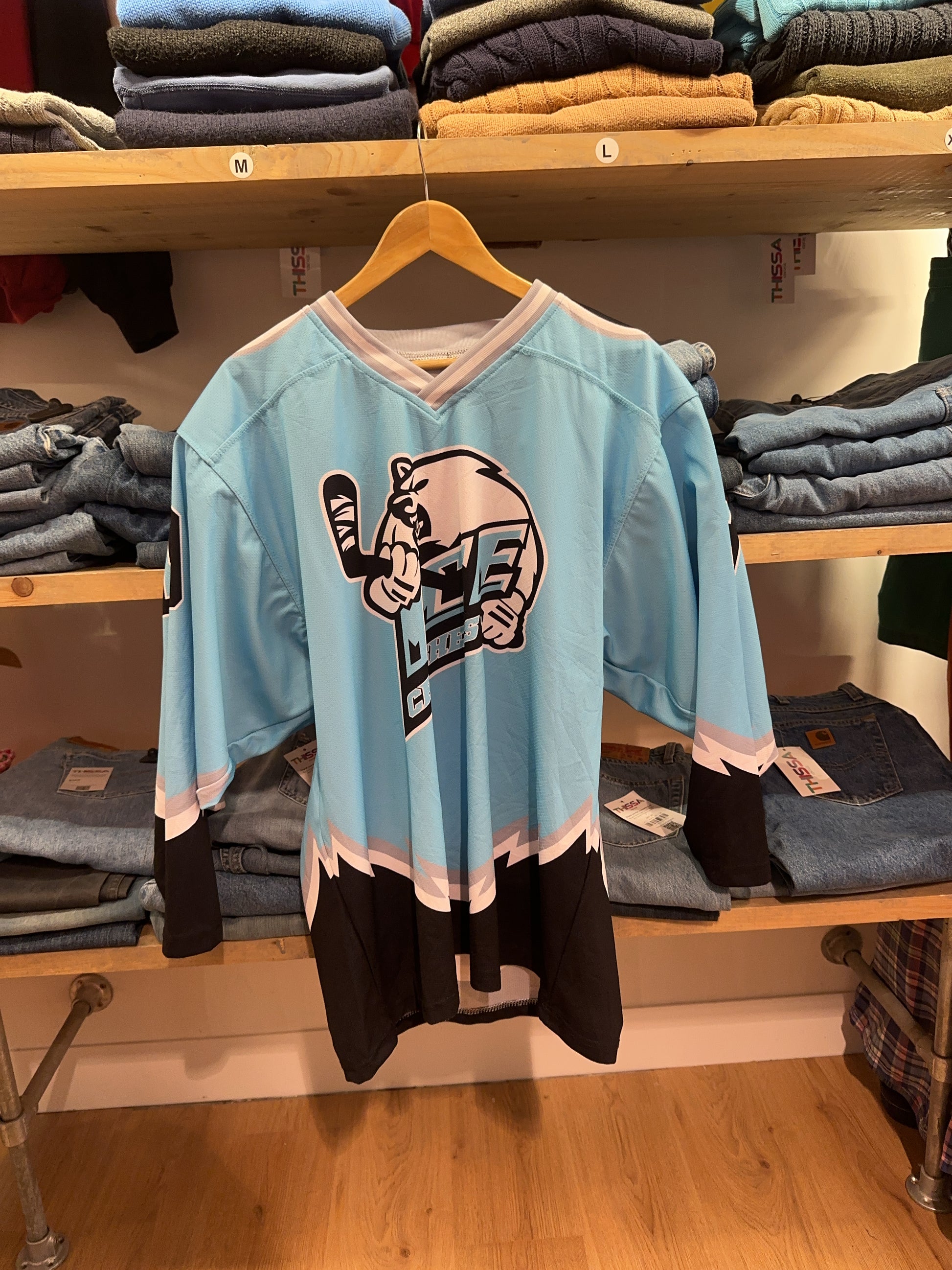 M - Light Blue Hockey Jersey with Bear Graphic and 'JONG 19' Back Print