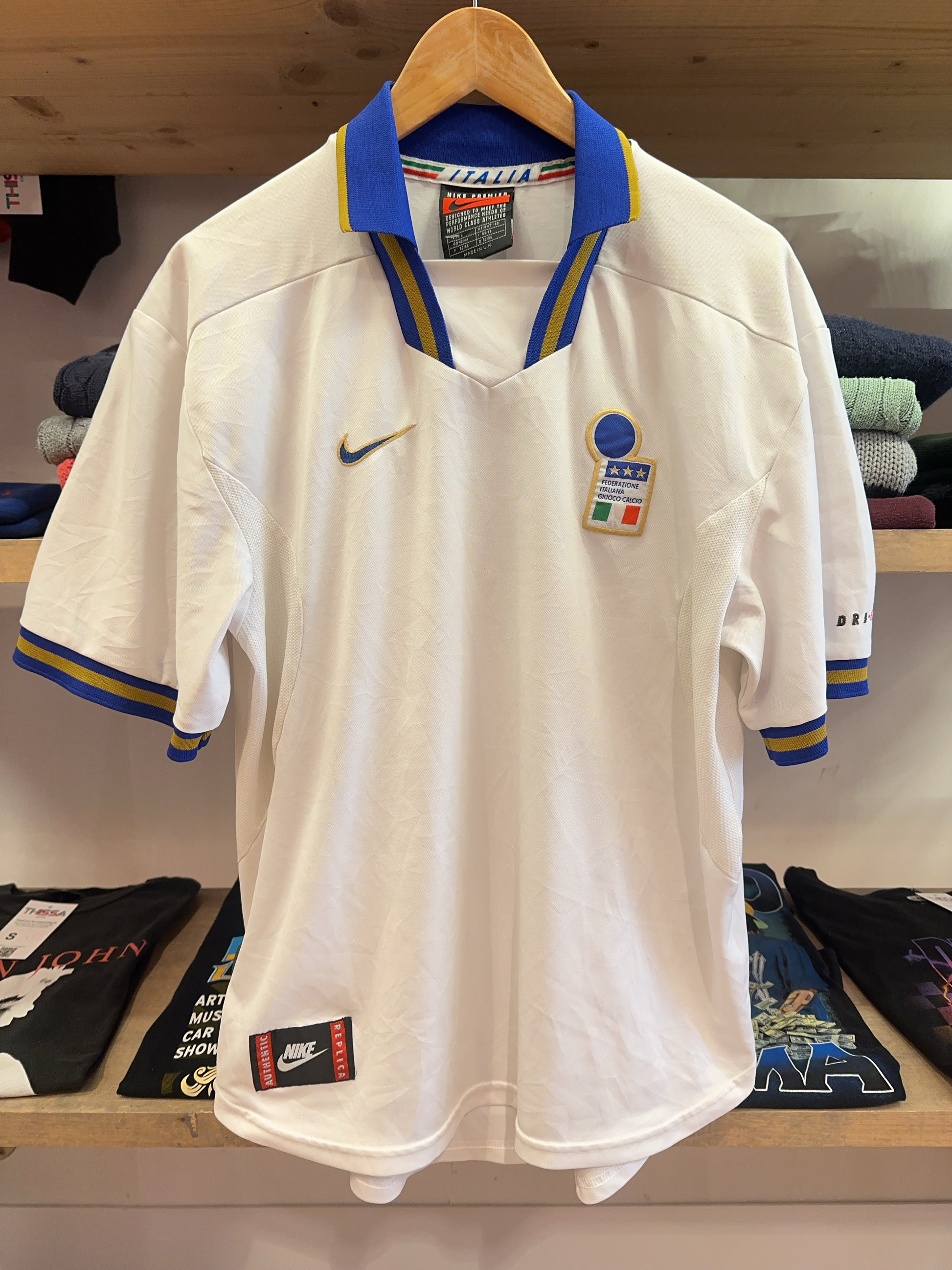 1996-1997 EURO Italy Nike Away Football Shirt - S