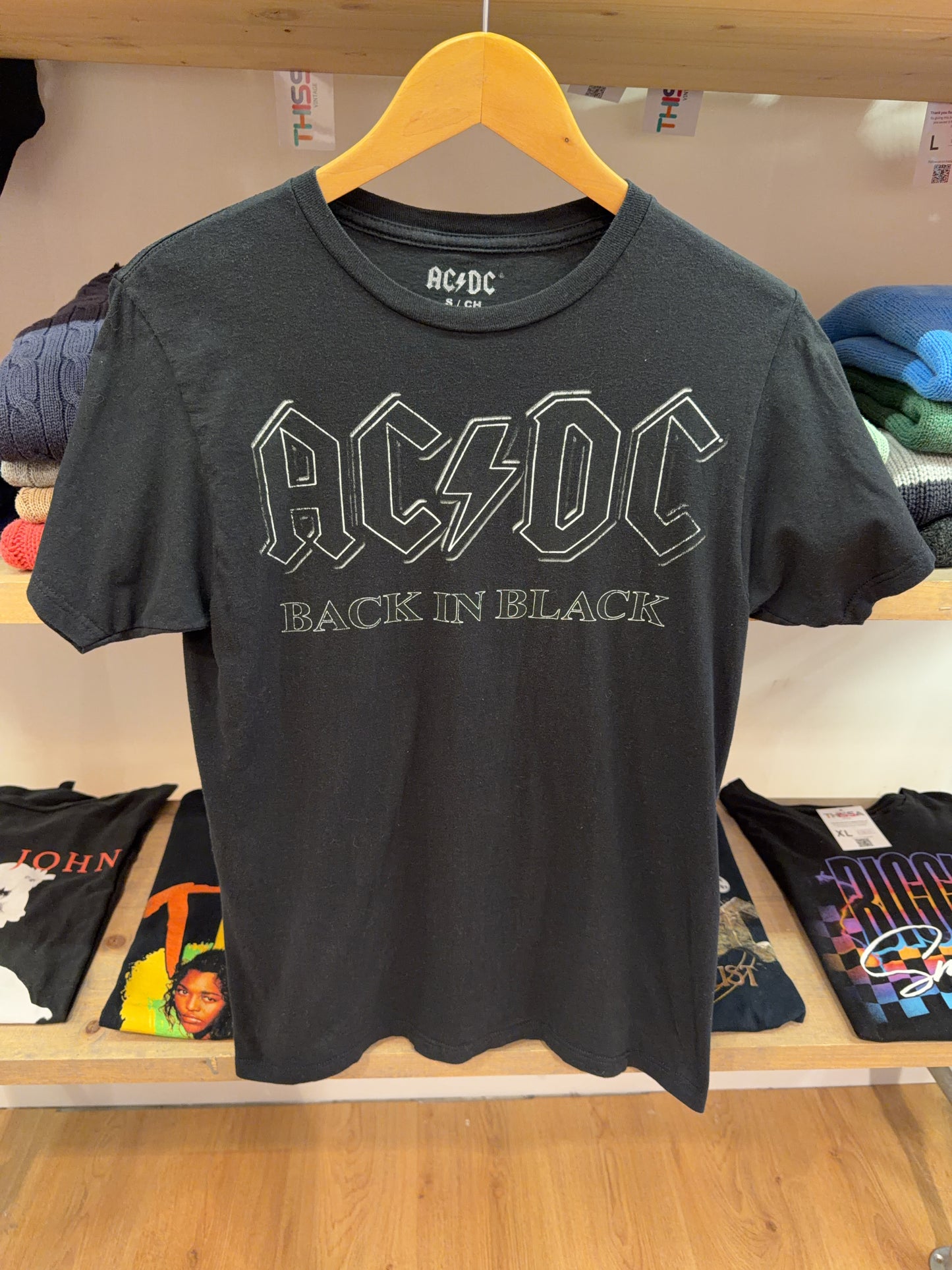 AC/DC Band T-shirt (S)