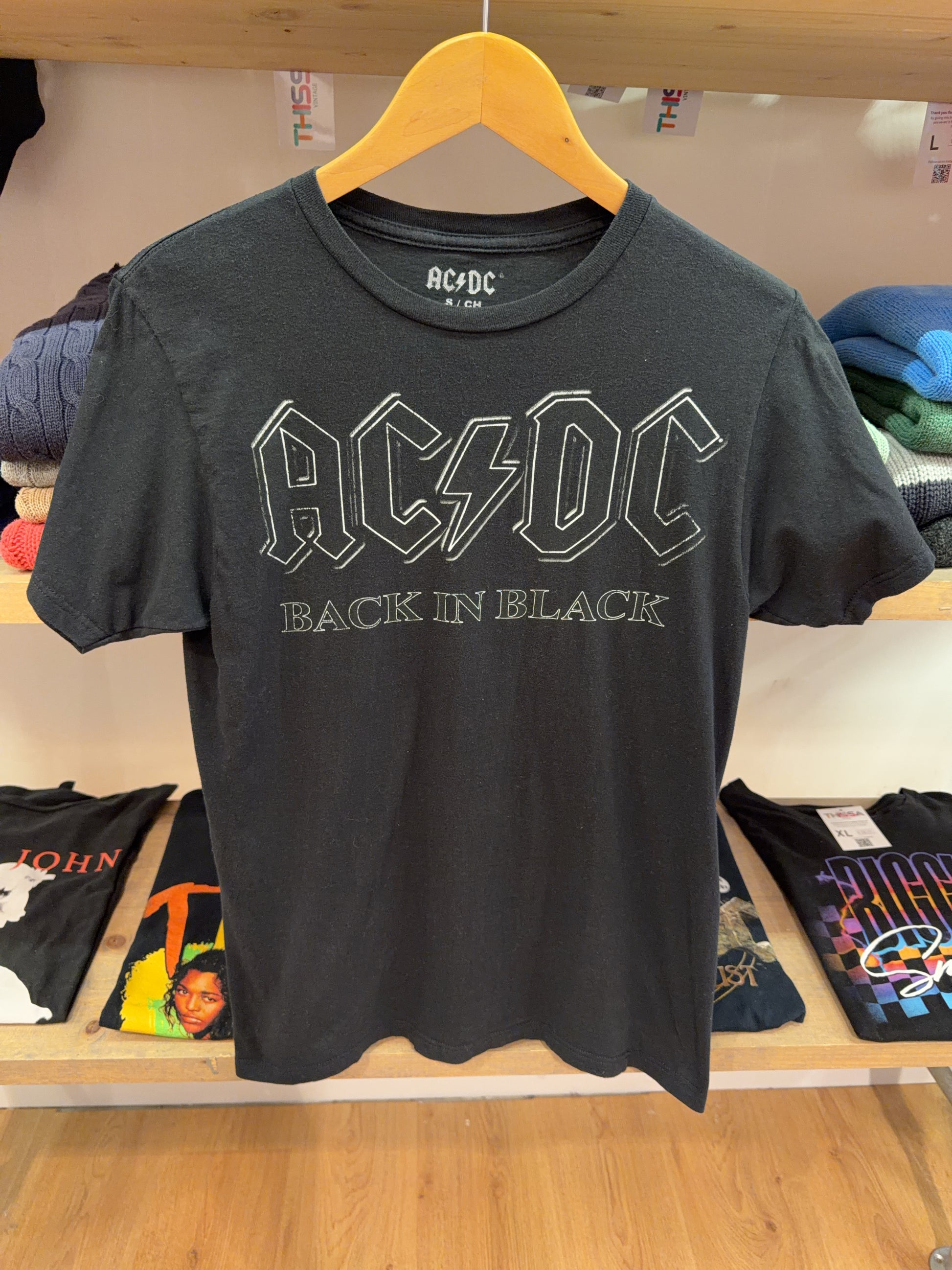 AC/DC Band T-shirt (S)