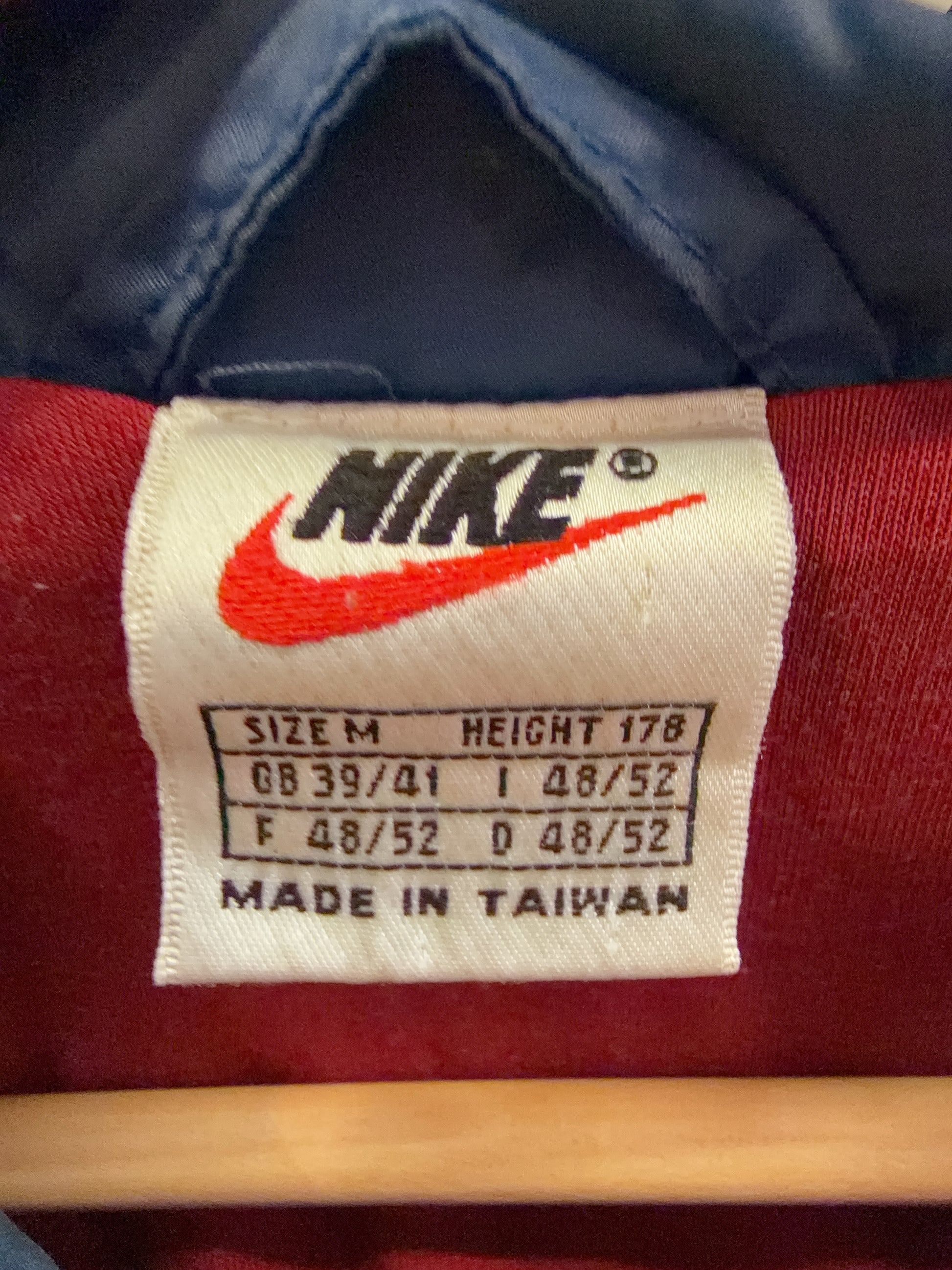 Vintage 1990s Nike Jacket (M)