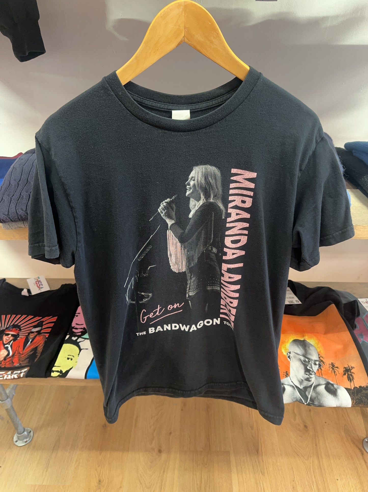 M - Miranda Lambert Bandwagon Band T-shirt