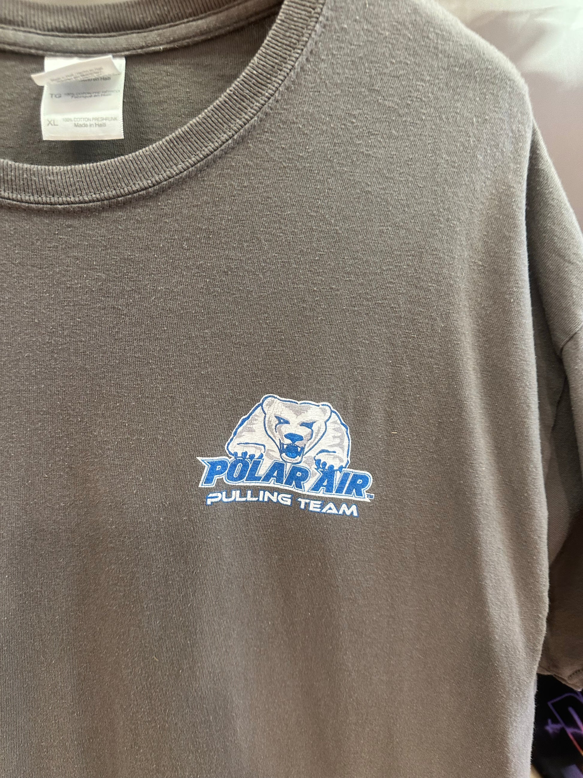 XL - Polar Air Pulling Team Graphic T-Shirt