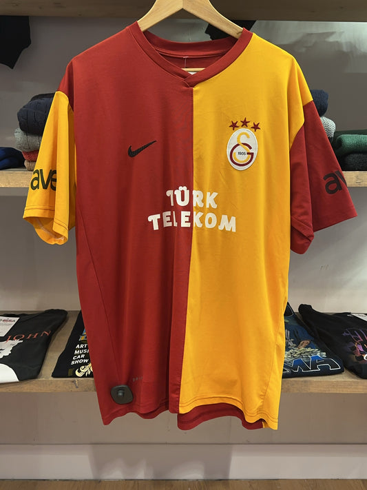 2013-2014 Galatasaray S.K. Nike Home Football Shirt - XL