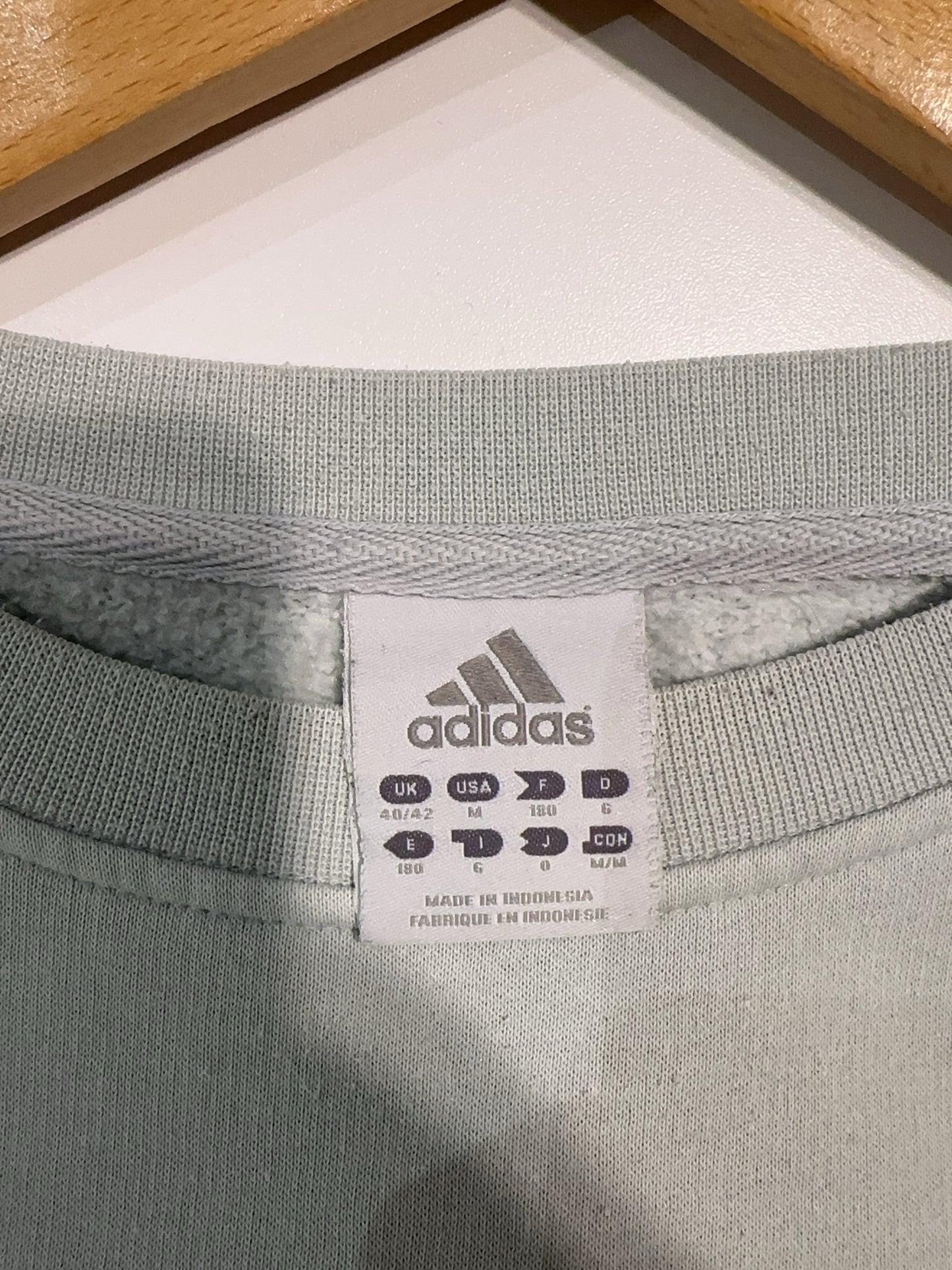 L - Vintage 2000's Adidas Sweatshirt