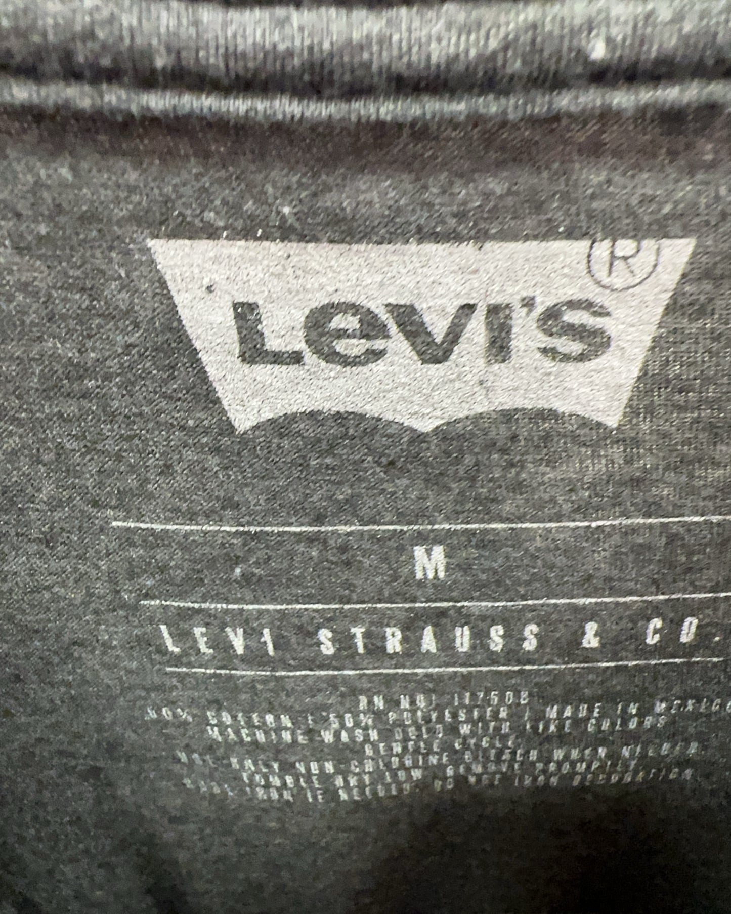 M - Levi's T-shirt