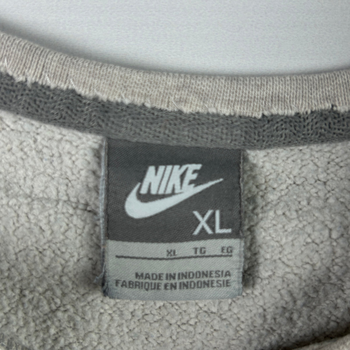 XL - Vintage 2000's Nike Sweatshirt