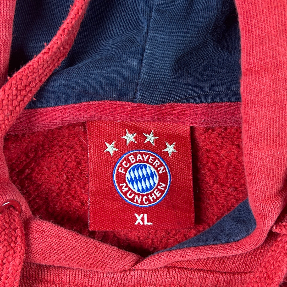XL - 2000's FC Bayern Munich Red Pullover Hoodie