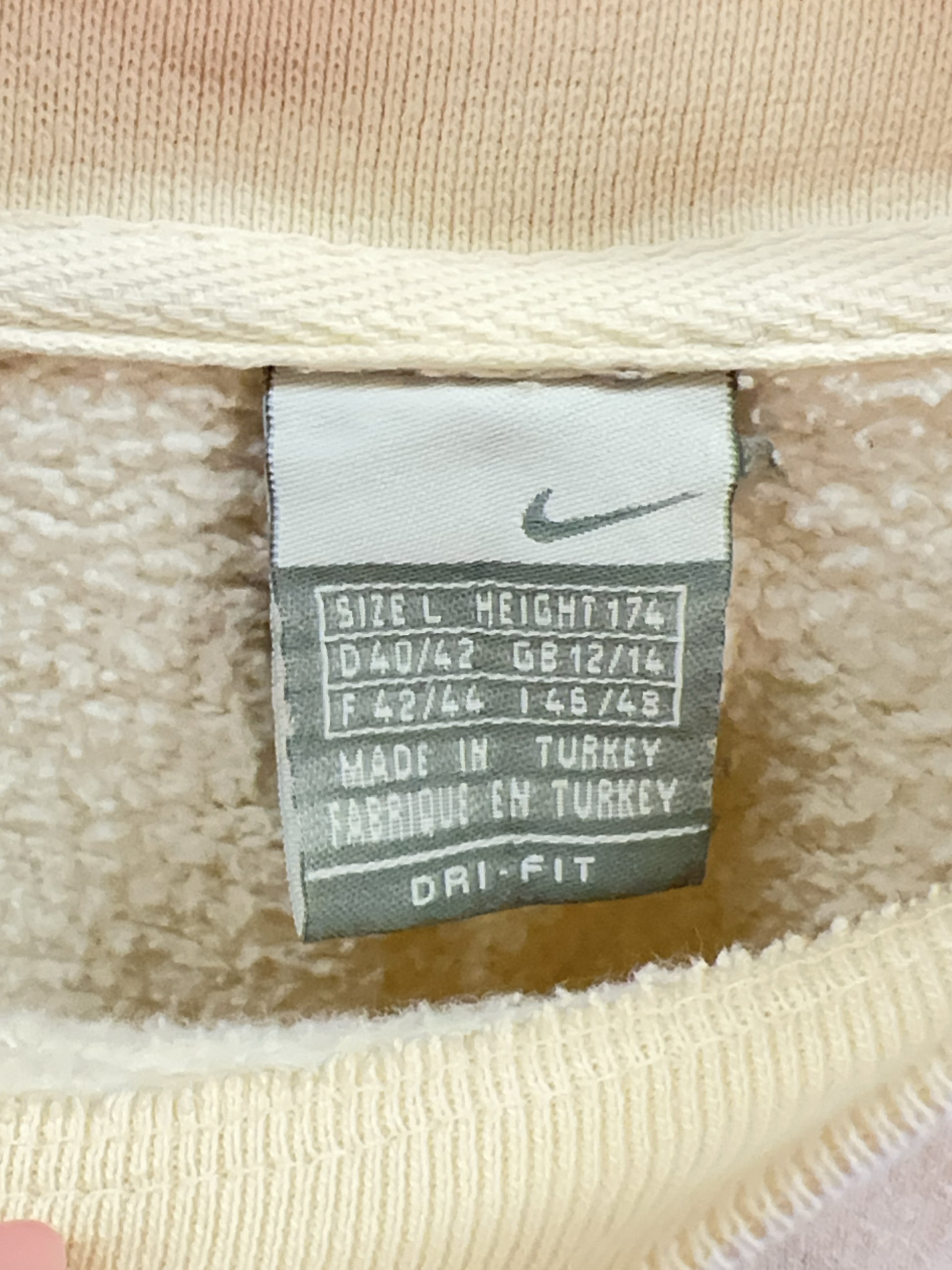 L - Vintage 2000's Nike Sweatshirt
