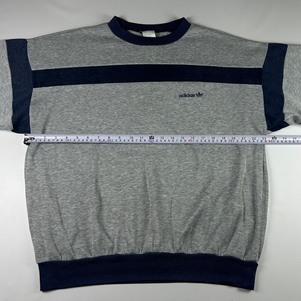 M - Vintage 1990's Adidas Sweatshirt