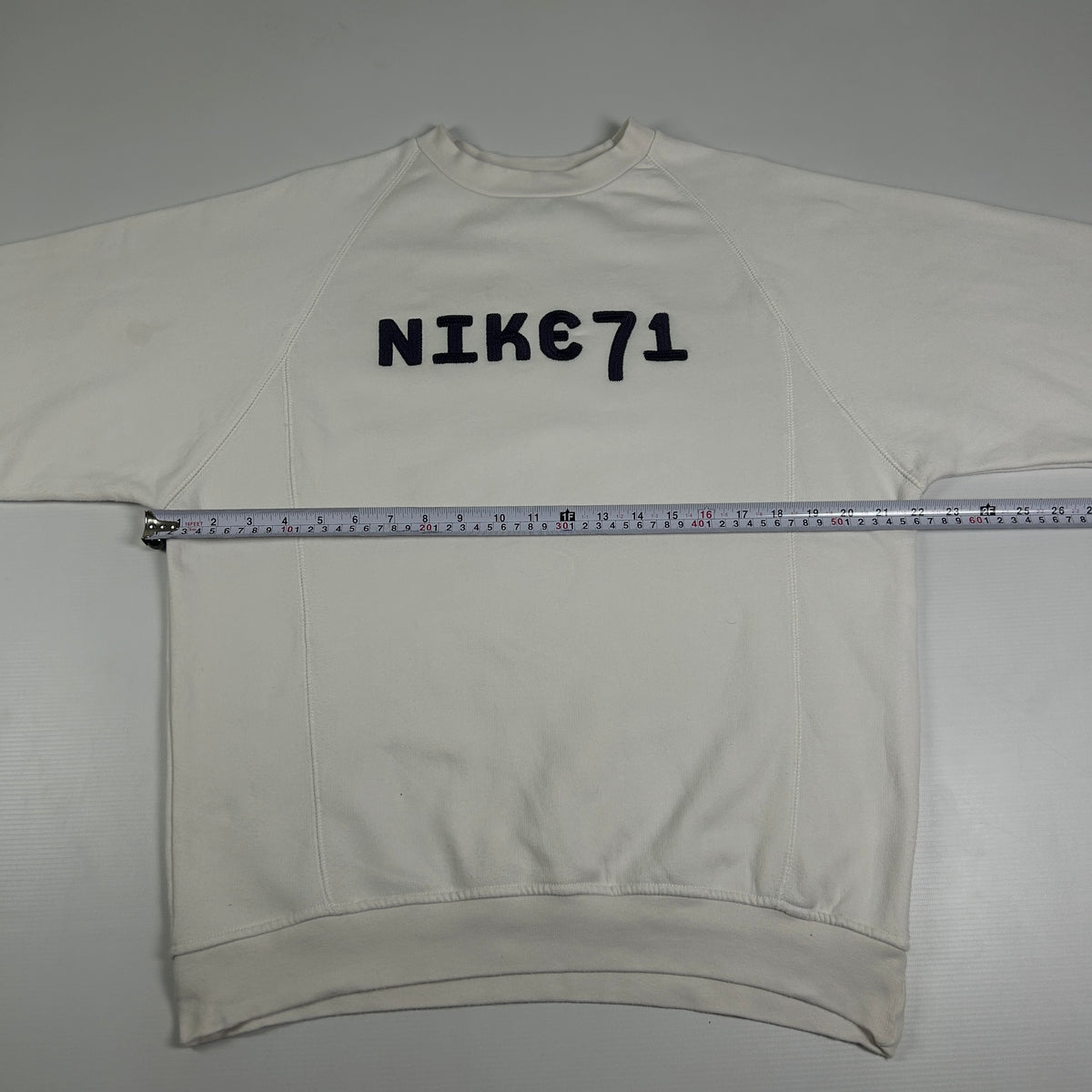 S - Vintage 2000's Nike Sweatshirt