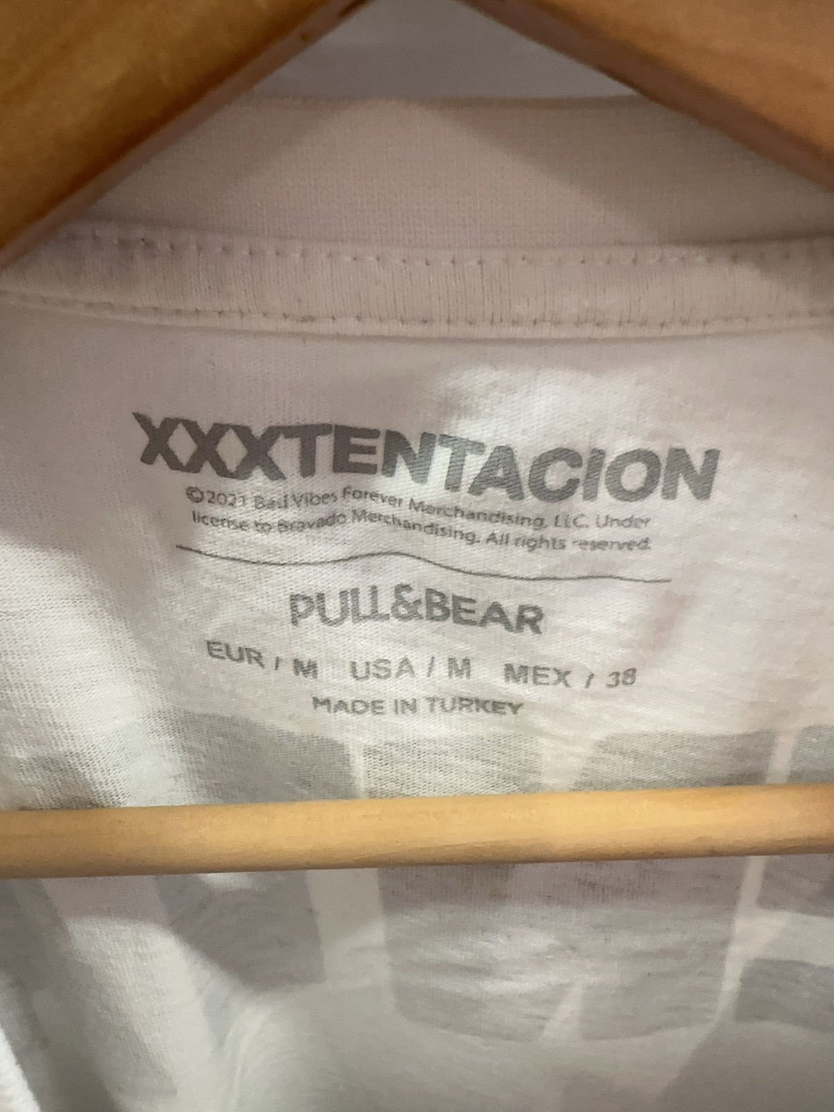 M - Pull&bear T-shirt