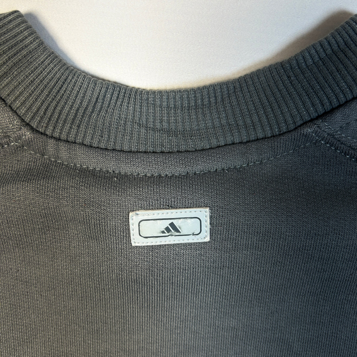 XS - Vintage 2000's Adidas Sweatshirt
