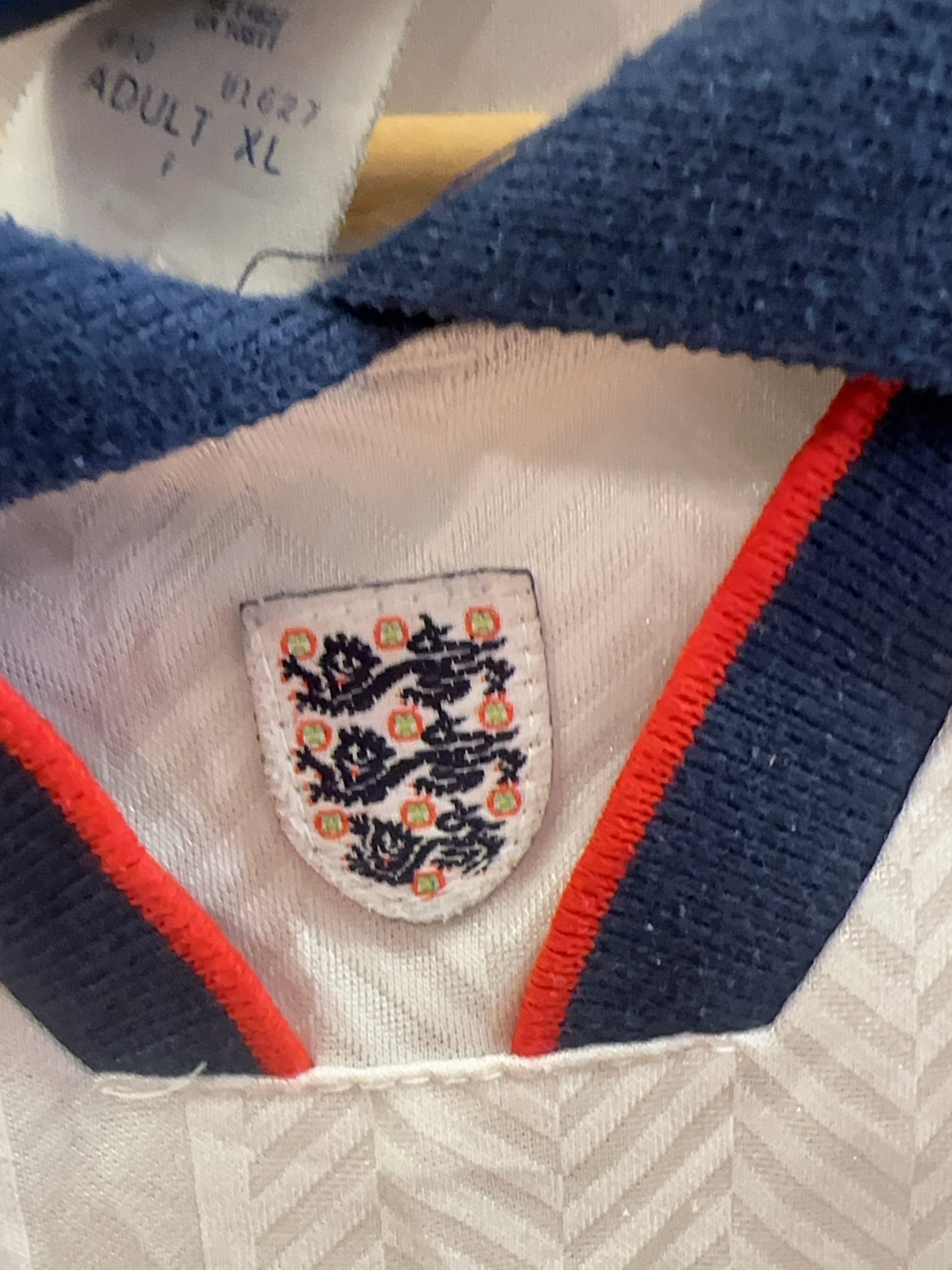 1993-1995 England Umbro Home Football Shirt - XL