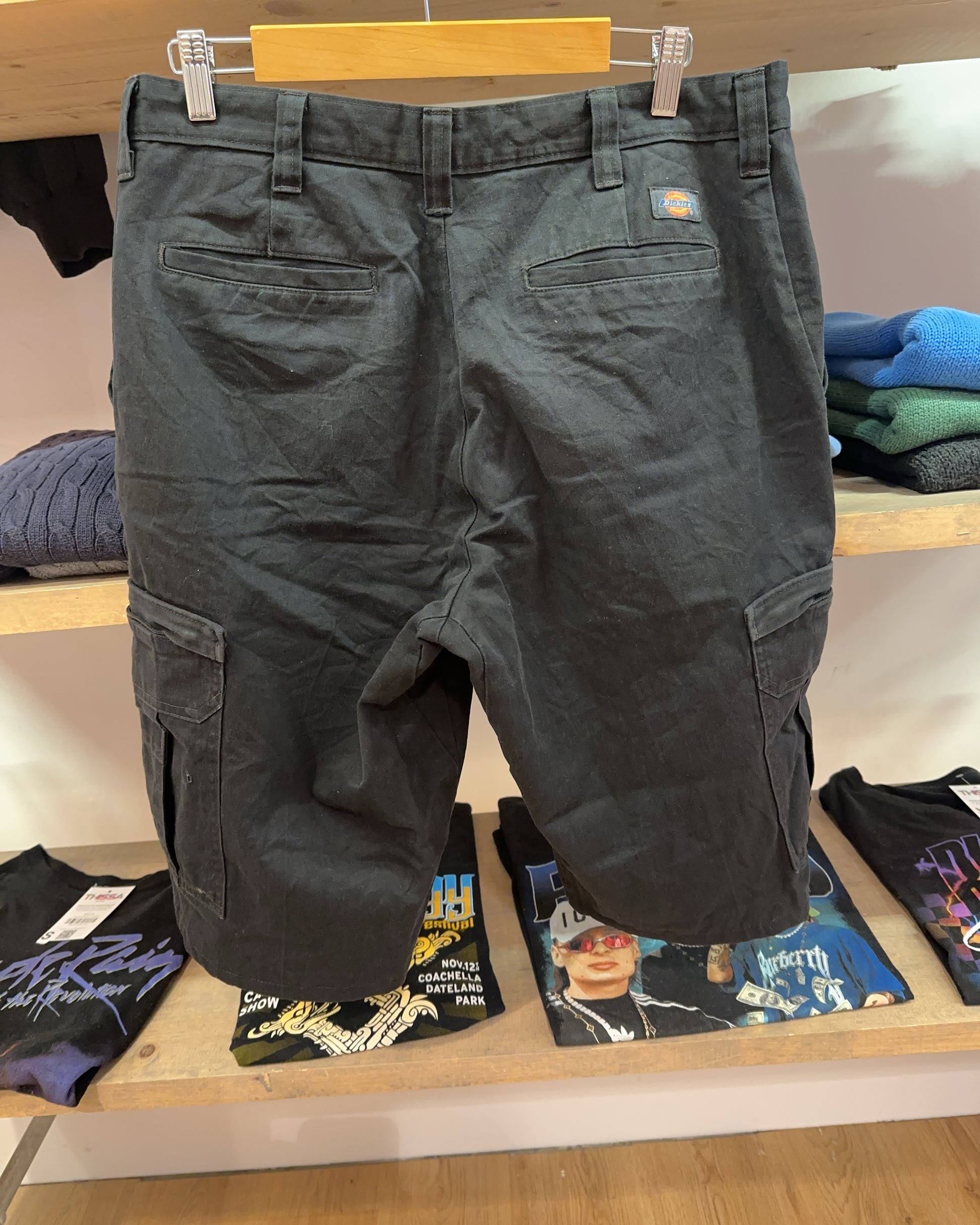 34 - Dickies Shorts