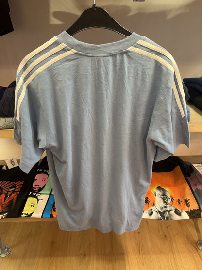 M - 2000's Adidas T-shirt