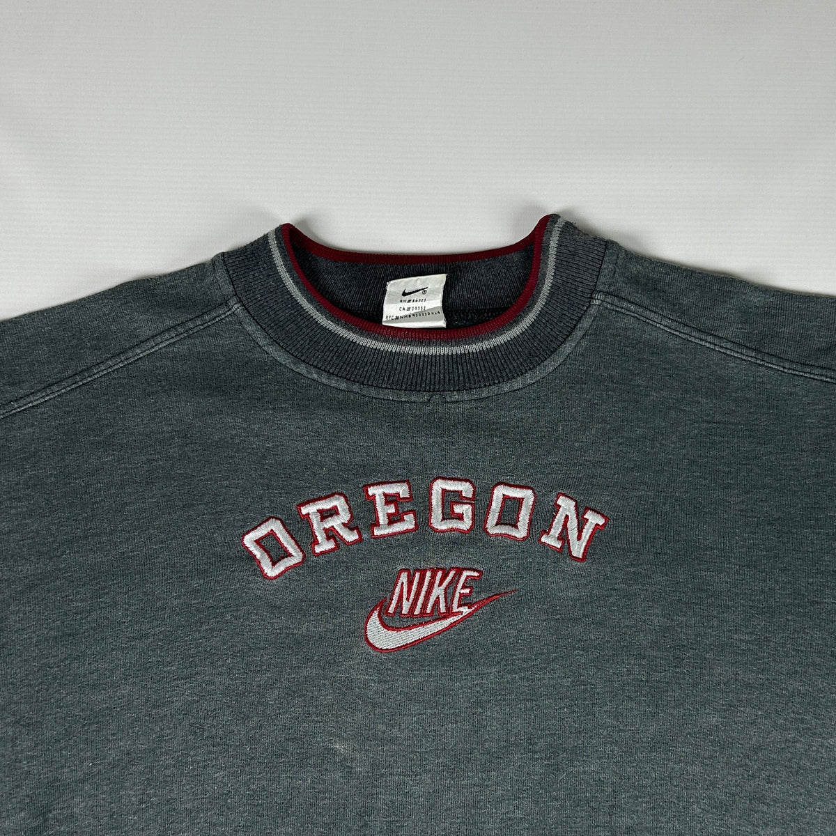 S - Nike 1990's Oregon Vintage Crewneck Sweatshirt