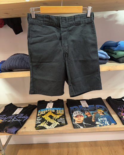 29 - Dickies Shorts