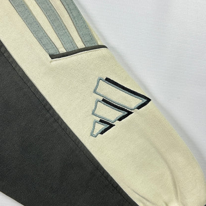 M - Vintage 2000's Adidas Sweatshirt