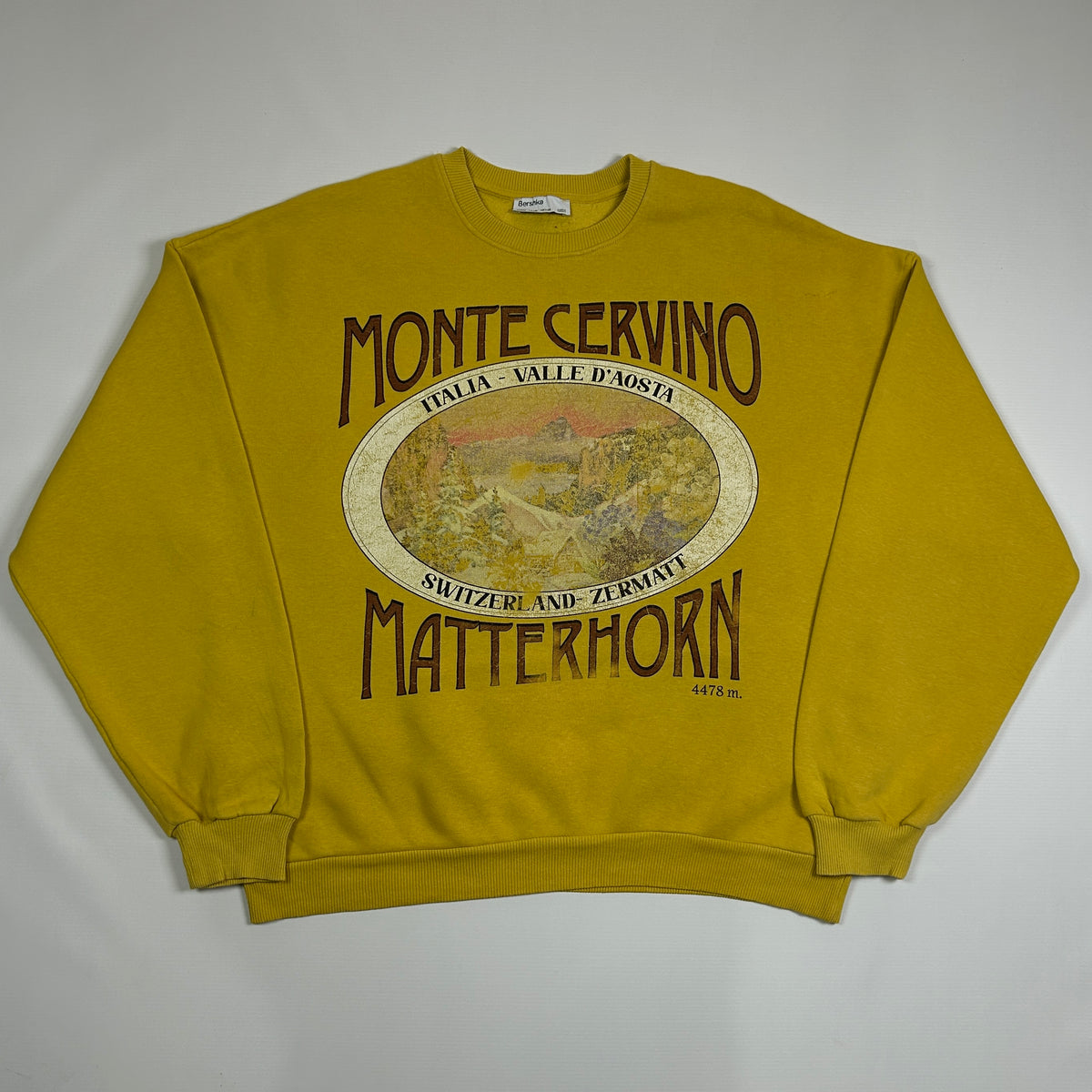 M - Vintage Monte Cervino Graphic Sweatshirt